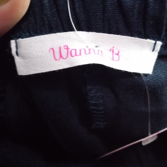 Wannabe Ruffle Pants - Picture 3 of 8